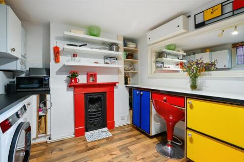 WARWICK SQUARE MEWS, 18 (8).jpg