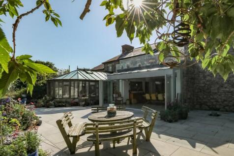 Property Image 12