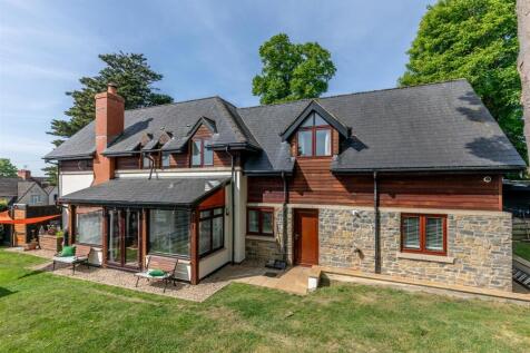 The Lodge, Westbury on Trym Rear of Property.jpg