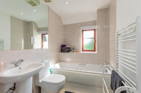 The Lodge, Westbury on Trym Bathroom.jpg