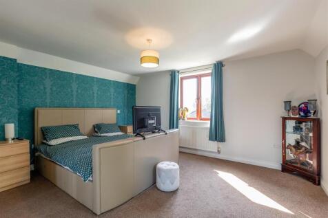 The Lodge, Westbury on Trym Bed 1.jpg