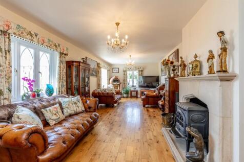 Lyndale, Over Lane Reception Room 2.jpg