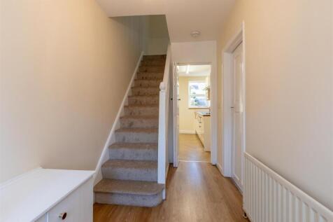 Highfield Grove, Horfield Hallway.jpg