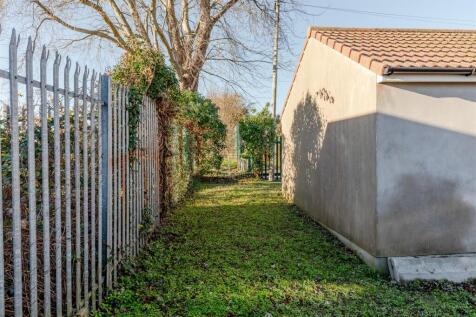 Garage, Sea Mills 5.jpg