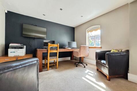 7f850d7d-F-405B-A9C0-ADA5224C8F57-3780-000002DF956