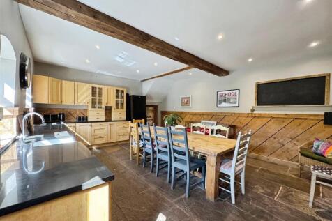 1584290d-6-499F-92E3-A0EA7B24E779-3780-000002E000F