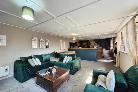 c761a11e-2-4ECD-8398-30F9A83A18D0-3780-000002E0B6D