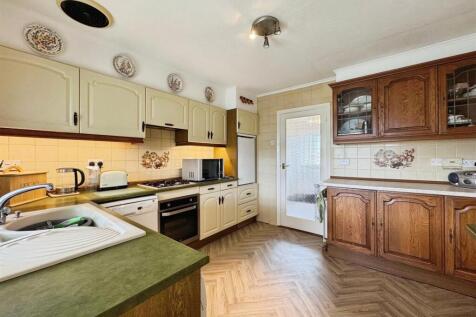 af5ec7ea-01-4591-B752-43BA450F878D-527-000000CEE10