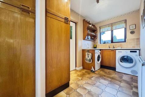 2c1ddd11--4EA0-BFBC-DD50B7E3465C-14648-00000ACBDDD