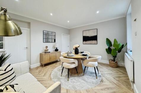 25230595--45B8-8259-2DEC99C8B01D-14648-00000AA9A0C