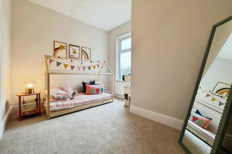 4586688c--4568-8763-F59A4C1D874F-14648-00000AA93B6