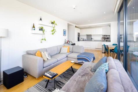 Living Room/Kitchen