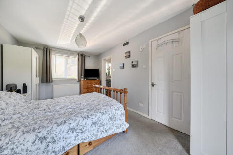 1370164-10-68fb4f...