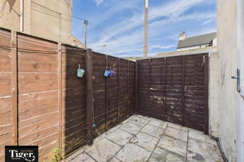 CAM03440G0-PR0327...