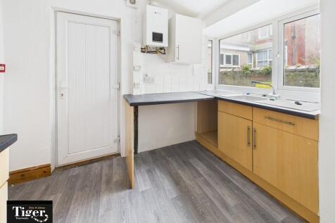 CAM02176G0-PR0707...