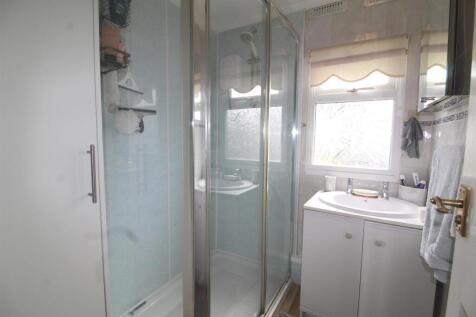 Shower Room edit.jpg