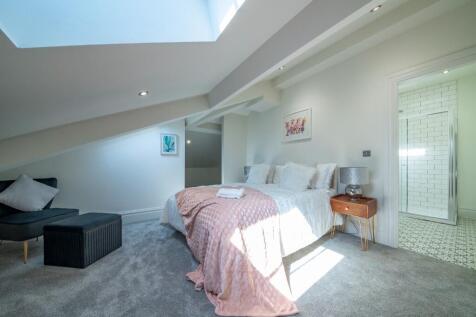 Second bedroom