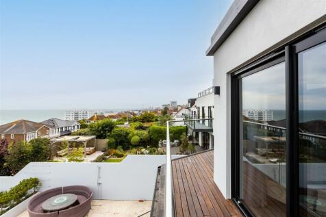 First floor balcony