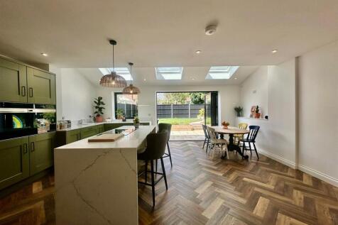 WhatsApp Image 2025-07-21 at 14.30.20_141c6d92.jpg