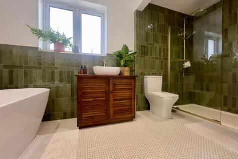 WhatsApp Image 2025-07-21 at 14.30.18_6f9c57d5.jpg