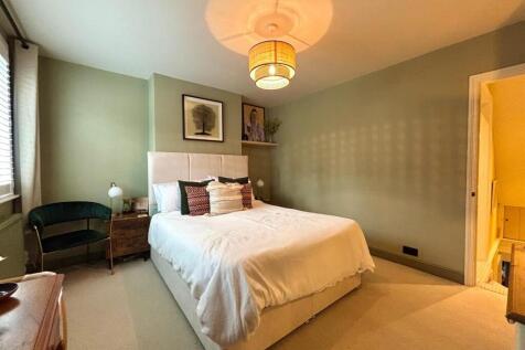 WhatsApp Image 2025-08-04 at 13.50.06_5e2a37b6.jpg