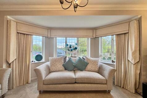 WhatsApp Image 2025-09-11 at 08.53.08_66793659.jpg