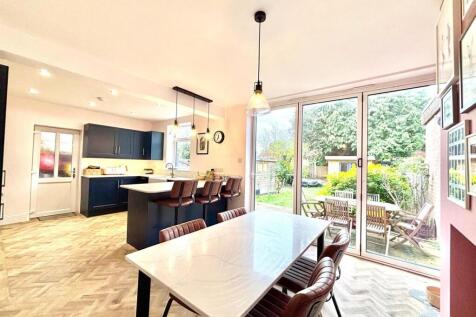 WhatsApp Image 2025-10-31 at 15.07.30_e46ce120.jpg