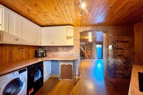 WhatsApp Image 2025-12-03 at 10.31.03 (13).jpeg