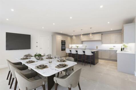 Dining Kitchen 2.jpg