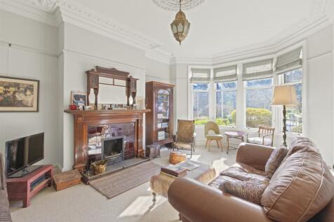 Sitting Room.jpg