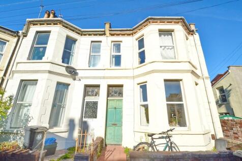 A classic terraced house with a bright, invitin...