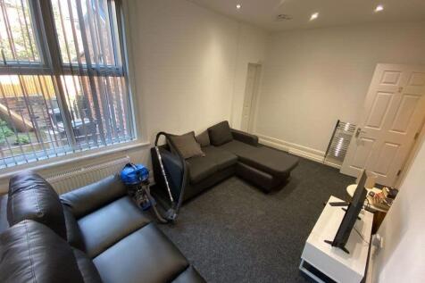 A modern and inviting living room featuring con...