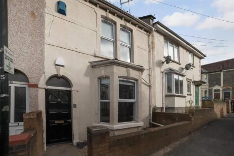 Well-maintained traditional terraced house exte...