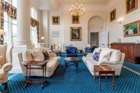 Large, bright communal lounge