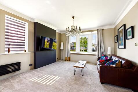 Open plan lounge and diner