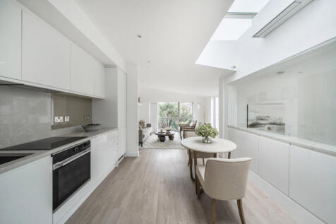 1359008-6-68dd06d...