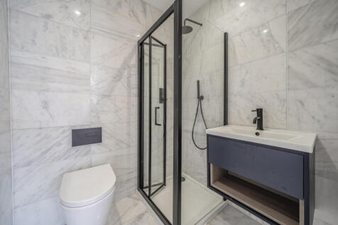 1347201-16-68b6db...