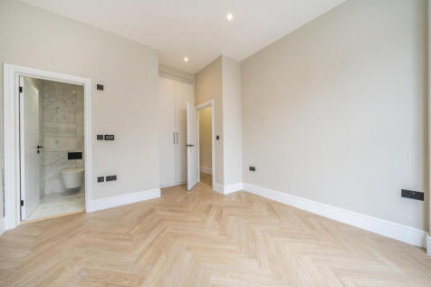 1347201-17-68b6db...