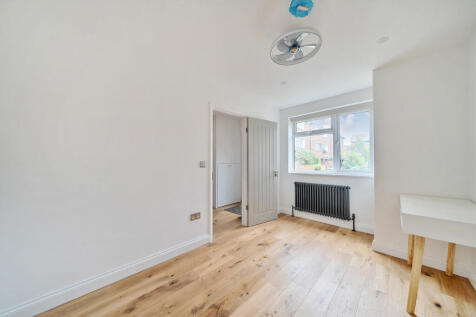 1320702-18-687505...