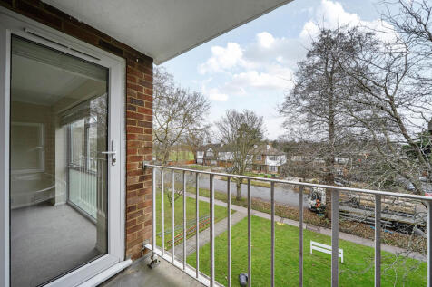 1392924-7-69400d6...