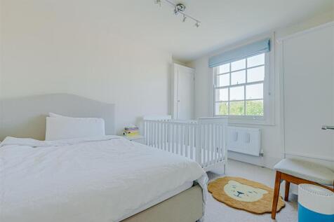 Amwell Street (27).jpg