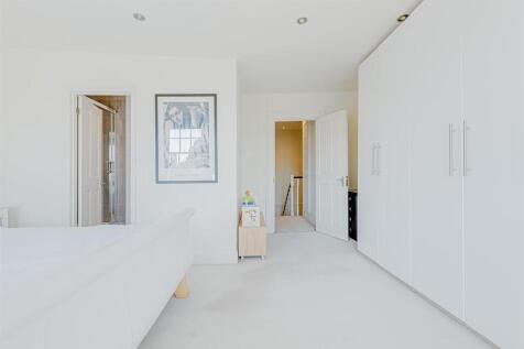 Amwell Street (26).jpg