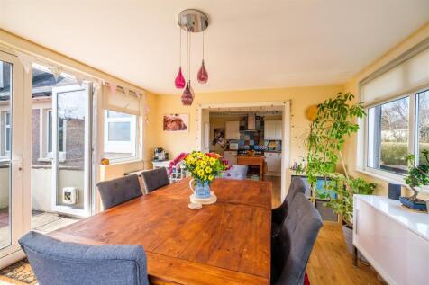 Crosshill Avenue-31.jpg