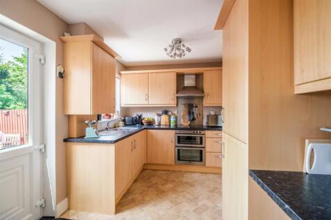 Burnbridge Drive-23.jpg