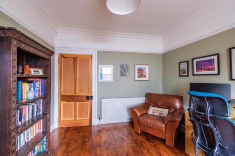 Caledonian Avenue-16.jpg