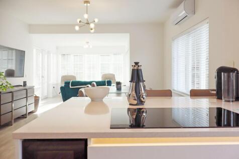 Kitchen/Dining/Sun Room