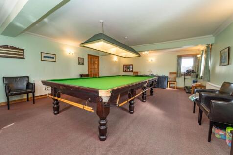 Snooker Room