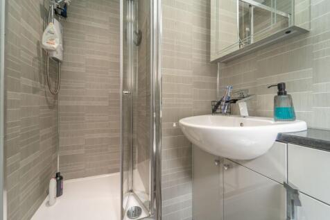 Bedroom Two En-suite