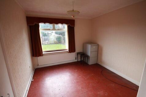 DINING ROOM (REAR)