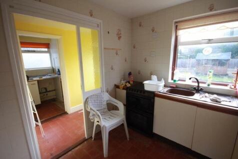 KITCHEN (2) (REAR)
